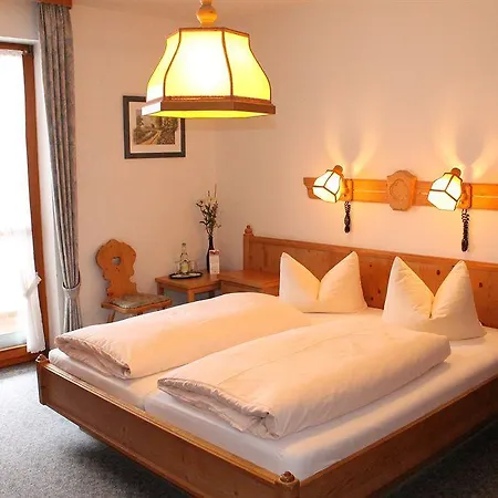 Sindersdorfer Hof Hotel 3*