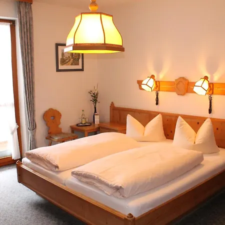 Sindersdorfer Hof Hotel 3*
