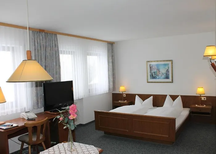 Sindersdorfer Hof 3*